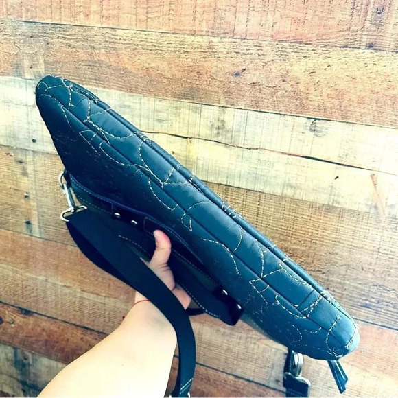 Fossil Key-Per Quilted Padded Laptop Messenger/Crossbody Bag - Picture 5 of 9